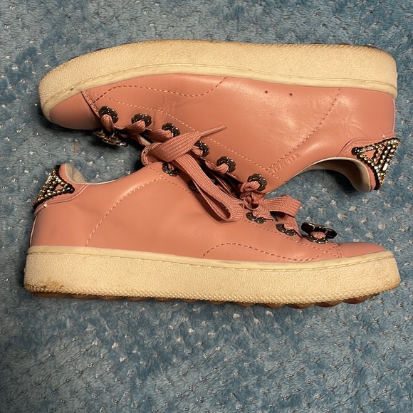 Coach C101 sneakers, Peony pink with Crystal bow and Crystal accents on back. 9 - Picture 6 of 8